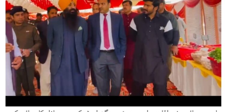 صوبائی وزیر اقلیتی امور کی کرسمس ملن پارٹی میں شرکت، وزیر اعلیٰ پنجاب کے وژن بین المذاہب ہم آہنگی کے تحت صوبائی وزیر رمیش سنگھ اروڑہ کا لیہ دورہ، چوک اعظم میں کرسمس ملن پارٹی، صوبائی وزیر کا شاندار استقبال، چرچز کے لیے گرانٹس کا اعلان