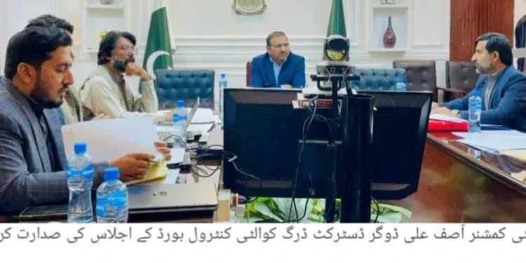 سیکریٹری ہیلتھ پنجاب نادیہ ثاقب کا ڈی ایچ کیو ہسپتال لیہ کا تفصیلی معائنہ، صفائی، ادویات، عملے کی حاضری اور مریضوں کو مفت سہولیات کا جائزہ، نظامِ علاج مزید مؤثر بنانے کی ہدایت