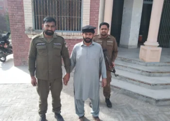 منشیات فروشی کیس میں ملزم کو 9 سال قید، ایک لاکھ جرمانہ، تھانہ فتح پور کے مقدمہ نمبر 1062/24 کا فیصلہ، 1470 گرام چرس برآمدگی پر ایڈیشنل سیشن جج کروڑ کی سزا، ڈی پی او لیہ کی تفتیشی افسر کو شاباش