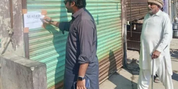 نگہبان دسترخوان مستحقین کے لیے باعزت افطاری کا ذریعہ ہے: آصف علی ڈوگر، ڈپٹی کمشنر لیہ کا ڈی ایچ کیو ہسپتال میں نگہبان دسترخوان کا دورہ، میڈیا نمائندگان کے ہمراہ افطار، خواتین کے لیے باپردہ انتظامات کا جائزہ