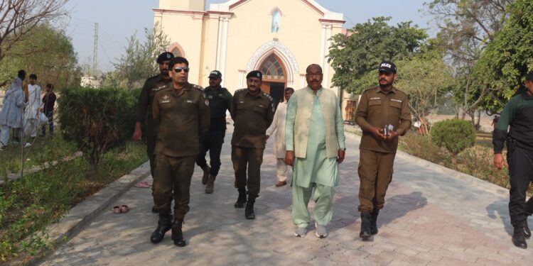 لیہ میں چرچ ہائے کی فول پروف سکیورٹی، ڈی پی او کا خود گرجا گھروں کا دورہ
