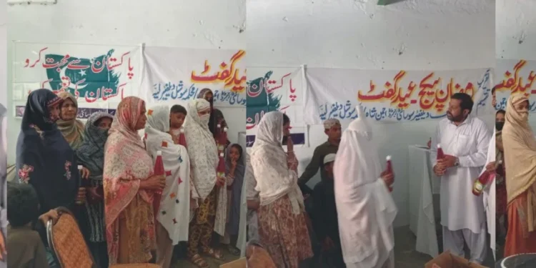 غرباء، بیوگان اور یتیموں میں راشن اور جامِ شیریں تقسیم، خدمتِ خلق سے اللہ اور اس کے رسول ﷺ کی خوشنودی حاصل ہوتی ہے: خضر حیات خان