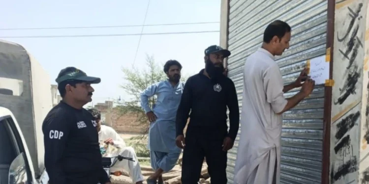 ضلع بھر میں غیر قانونی آئل یونٹس کے خلاف کارروائیاں جاری