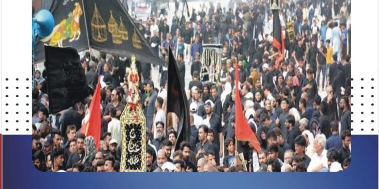 ملک بھر میں 9 محرم الحرام کے جلوس برآمد، سکیورٹی کے سخت انتظامات، لاکھوں عزادار شریک کراچی، لاہور، اسلام آباد سمیت مختلف شہروں میں مرکزی جلوس روایتی راستوں پر رواں دواں، پولیس، رینجرز اور قانون نافذ کرنے والے ادارے ہائی الرٹ