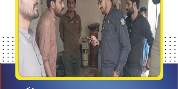 نواں کوٹ میں ایل پی جی سلنڈر شاپس کی انسپکشن، سرکاری نرخوں اور حفاظتی انتظامات کا جائزہ زائد نرخ وصولی، ذخیرہ اندوزی اور غیر معیاری سلنڈرز کی فروخت برداشت نہیں کی جائے گی، انفورسمنٹ آفیسر شوکت حیات