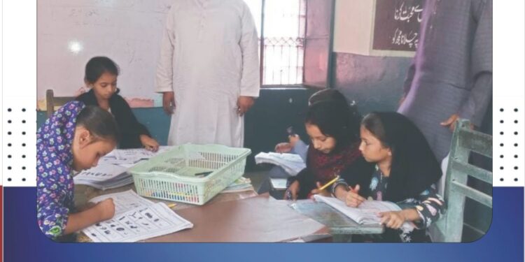 ڈسٹرکٹ ایجوکیشن آفیسر گل شیر کا ایف ایل این کیمپس کا اچانک دورہ، تعلیمی معیار بہتر بنانے پر زور