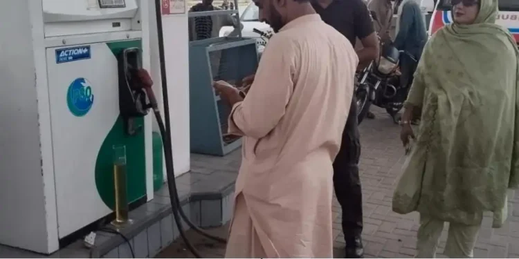 اوپن ڈور پالیسی: اے ڈی سی جی شبیر احمد ڈوگر نے شہریوں کے مسائل سنے، فوری حل کے احکامات جاری