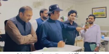 وزیراعلیٰ پنجاب انسپیکشن ٹیم کا ڈی ایچ کیو ہسپتال لیہ کا دورہ، طبی سہولیات اور سروس ڈلیوری کا جائزہ