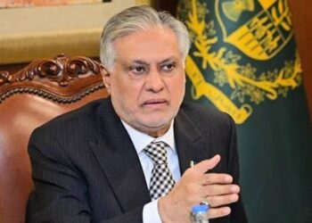 بحیرۂ احمر میں حوثیوں کا تجارتی جہاز پر حملہ، 3 پاکستانی جاں بحق، ایک زخمی: اسحاق ڈار