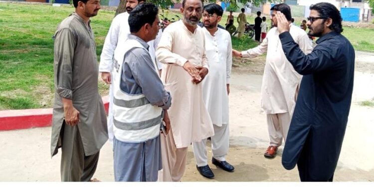 اسسٹنٹ کمشنر لیہ کا اولڈ ٹی ایچ کیو ہسپتال پارک چوک اعظم کا دورہ، صفائی اور شہری سہولیات کا جائزہ