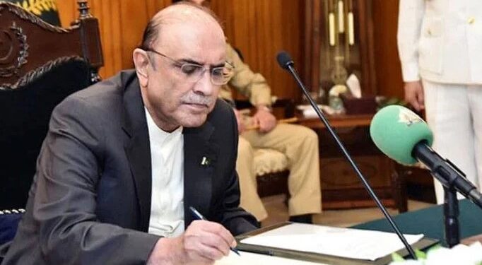 صدرِ مملکت کی مختلف ہائیکورٹس میں ایڈیشنل ججز کی تقرری کی منظوری، عدالتی مراعات میں بھی اہم ترامیم