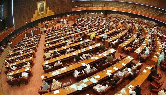 پیپلز پارٹی کا قومی اسمبلی میں حکومت سے تعاون معطل کرنے کا فیصلہ