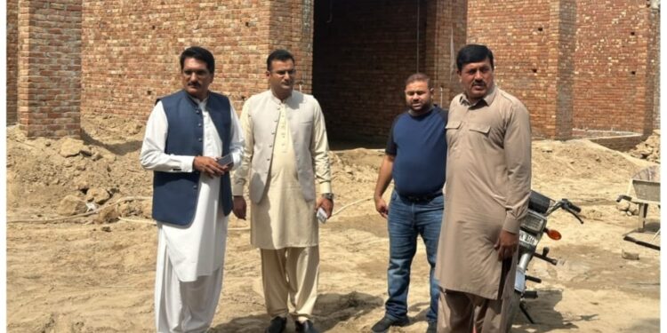 اے سی چوبارہ ذوالفقار صابر کی اوپن ڈور پالیسی، شہریوں کی شکایات سنیں، فوری ازالے کے لیے ہدایات جاری
