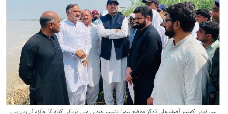 لیہ کی عارفہ مریم نے ڈیرہ غازی خان بورڈ میں انٹرمیڈیٹ کی پہلی پوزیشن حاصل کرلی 1200 میں سے 1164 نمبر، پری میڈیکل گروپ طالبات میں بھی اول؛ ڈپٹی کمشنر آصف علی ڈوگر کی عارفہ مریم، والدین اور اساتذہ کو مبارکباد