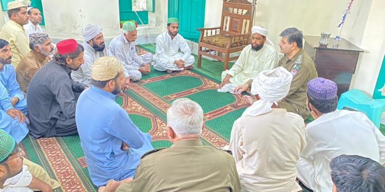 لیہ بھر میں نمازِ جمعہ کے بعد کھلی کچہریاں، شہریوں کے مسائل سنے گئے