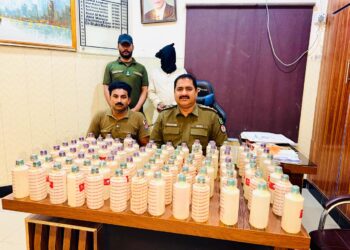 لیہ پولیس کا شراب فروشوں کے خلاف کریک ڈاؤن، ملزم گرفتار، 90 کپی شراب برآمد