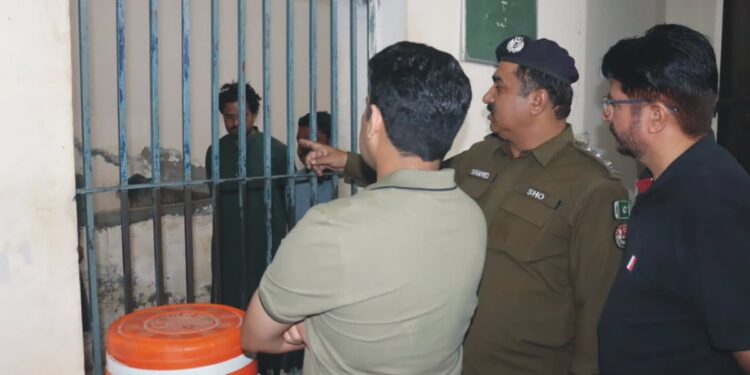 لیہ: اوپن ڈور پالیسی کے تحت شہریوں کے مسائل سنے گئے، فوری حل کے لیے ہدایات